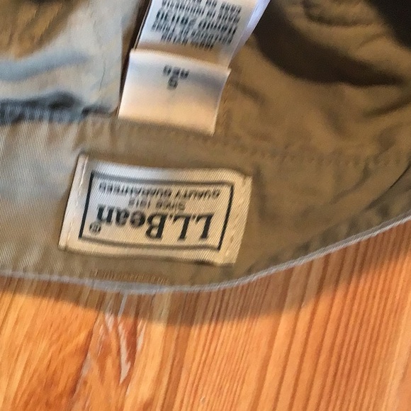 LL Bean Men’s No Fly Zone Hiking Pants - Picture 4 of 4